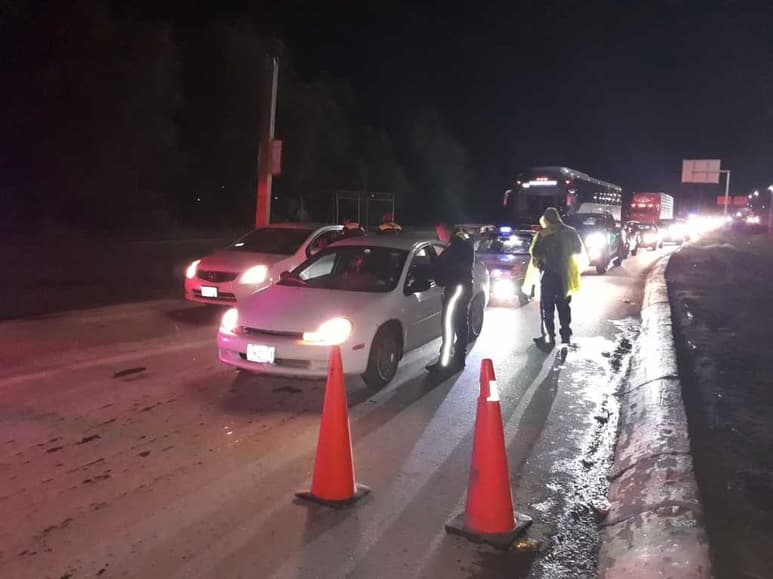 Otro de los factores de riesgo de accidentes es la lluvia, toda vez que el pavimento se vuelve resbaloso. (EL SIGLO DE TORREÓN)