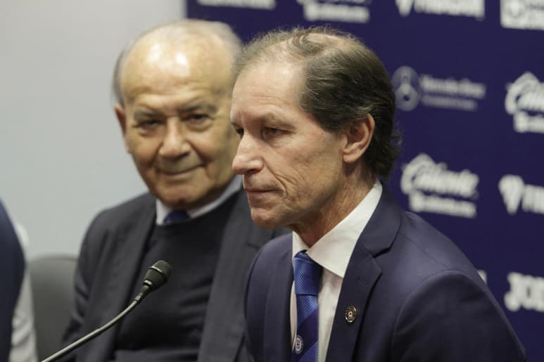 Jorge Fernández Rodríguez, miembro de esta comisión, aseguró en conferencia que Ordiales, director deportivo de los celestes, 'es la máxima autoridad dentro del club', en lo que se define el futuro de la estructura. (ARCHIVO)