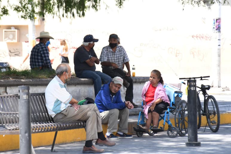 La Secretaría de Salud de Durango dio a conocer el reporte diario de decesos y contagios de COVID-19 en la entidad. (ARCHIVO)