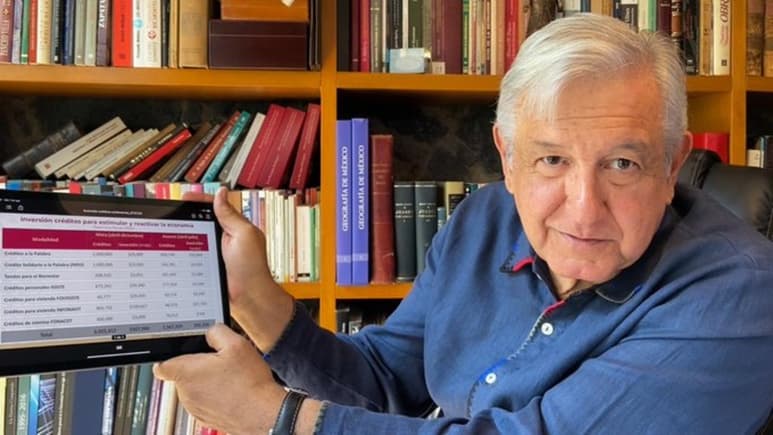 AMLO dijo que según cifras del IMSS, en julio hubo una pérdida de empleos de poco más de 3 mil. (ARCHIVO)
