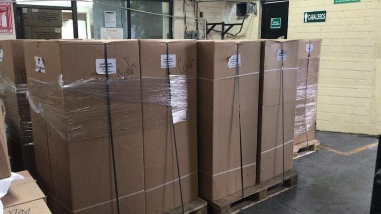 Como parte de las acciones para combatir la emergencia sanitaria por COVID-19 y dar soporte a los pacientes hospitalizados por esta causa, el Instituto Mexicano del Seguro Social (IMSS) en Coahuila recibió ayer 13 ventiladores que se suman a los 184 que ya se tenían. (EL SIGLO COAHUILA)