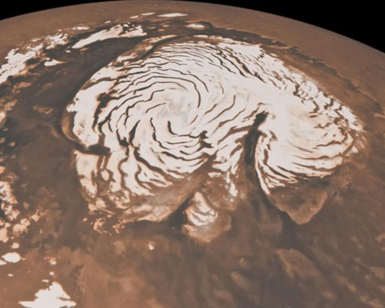 Los numerosos valles que componen el paisaje de la superficie de Marte no fueron creados por los cursos de ríos, sino por el deshielo ocurrido bajo las placas glaciares. (ESPECIAL)