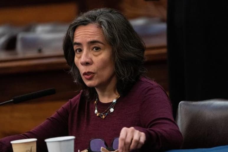 La directora municipal de Salud de Nueva York, Oxiris Barbot, renunció este martes a su puesto, en el que llevaba desde 2018, después de casi cinco meses de gestión en la zona más afectada por la pandemia de la COVID-19 en Estados Unidos. (ESPECIAL)