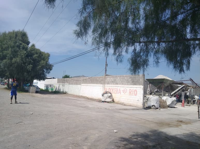Desde la anterior administración se planteó la urgencia de propiciar condiciones para que se instalen nuevas empresas en la zona.