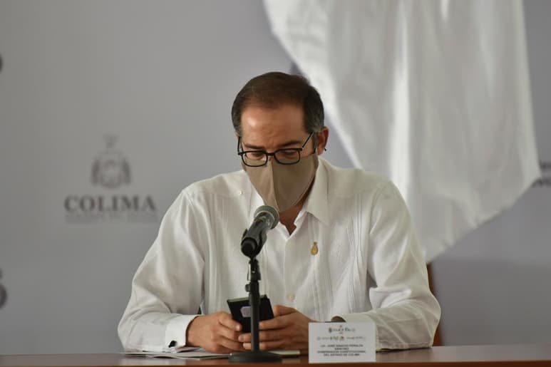 El gobernador envió una iniciativa de ley al Congreso estatal para hacer obligatorio el uso de cubrebocas e imponer sanciones como multas y arresto, a quienes no lo usen.
(ARCHIVO)