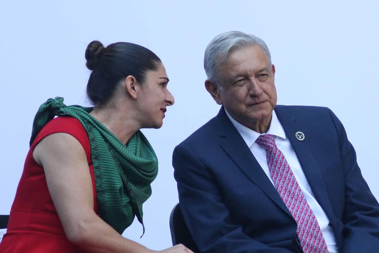 En cuanto a los estadios de beisbol de Hermosillo y Ciudad Obregón, López Obrador señaló que se volverán parte del inmobiliario urbano. (ARCHIVO)