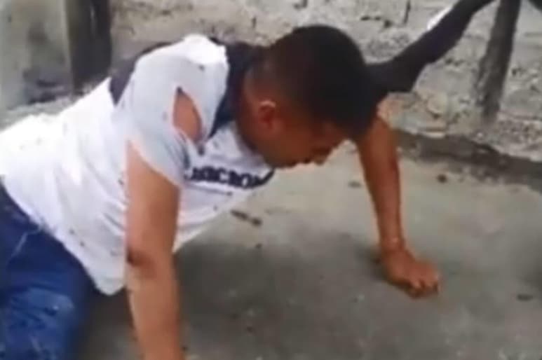Aunque tres de ellos se dieron a la fuga, fue la víctima de los golpes quien no logró sobrevivir luego de que miembros de la  Secretaría de Seguridad Ciudadana de la Ciudad de México (SSC-CDMX) lo trasladaron a un Hospital General.  (TWITTER)
