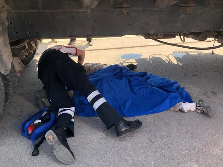 El occiso tenía por nombre Mario Carrillo Cárdenas, un hombre de 38 años de edad y quien tuviera su último domicilio en la colonia Santa Sofía. (EL SIGLO DE TORREÓN)