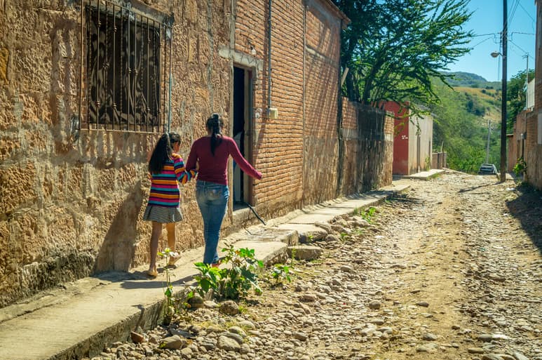 En las comunidades de la Zona Indígena de Durango persisten múltiples carencias. (EL SIGLO DE TORREÓN)