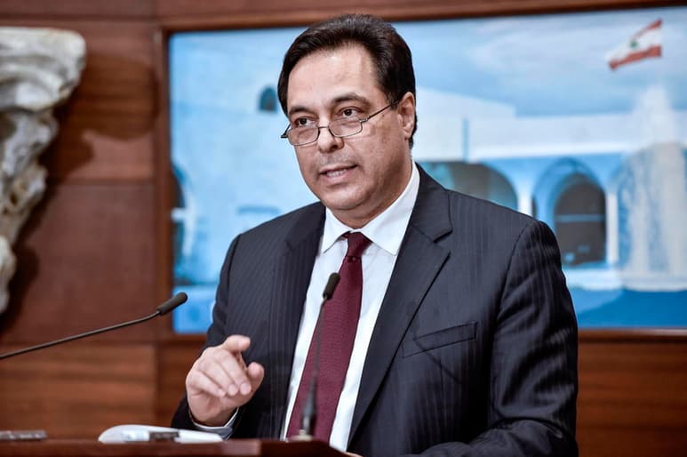 El primer ministro del Líbano, Hassan Diab, anunció hoy la renuncia del Gobierno seis días después de la explosión en el puerto de Beirut que ha causado al menos 160 muertos y más de 6,000 heridos. (EFE)