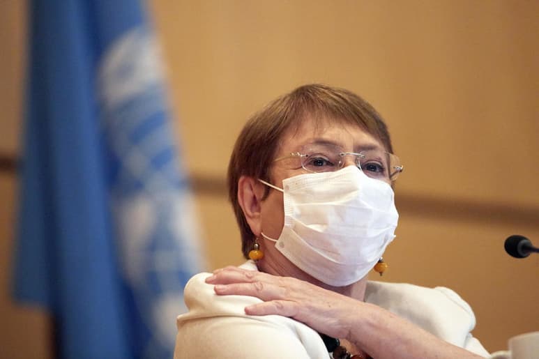 La hija mayor de la expresidenta chilena y actual Alta Comisionada para los Derechos Humanos de Naciones Unidas, Michelle Bachelet, fue detenida el lunes mientras protestaba por la liberación de nueve indígenas mapuche en huelga de hambre. (ARCHIVO)