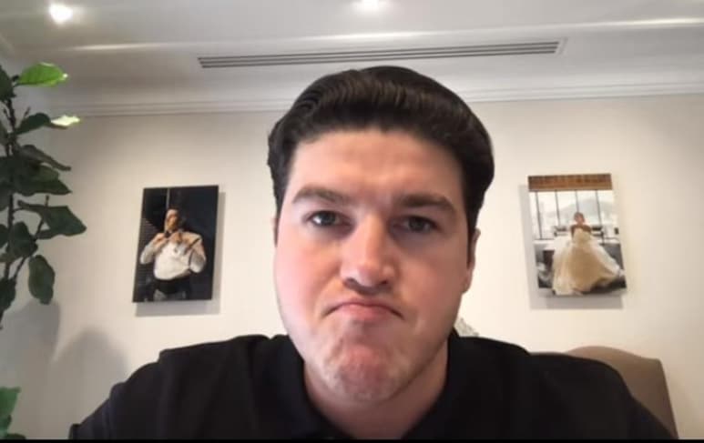 En un video de 4 minutos, Samuel pidió disculpas a Mariana, a las seguidoras de la influencer, a las mujeres que forman parte del partido al que representa y a su familia. (YOUTUBE)
