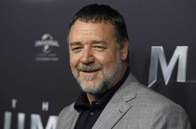 El actor neozelandés Russell Crowe ha donado este jueves 5,000 dólares (unos 4,230 euros) a un restaurante libanés que quedó destruido por la explosión del pasado 4 de agosto en Beirut en memoria del chef fallecido Anthony Bourdain. (ESPECIAL)