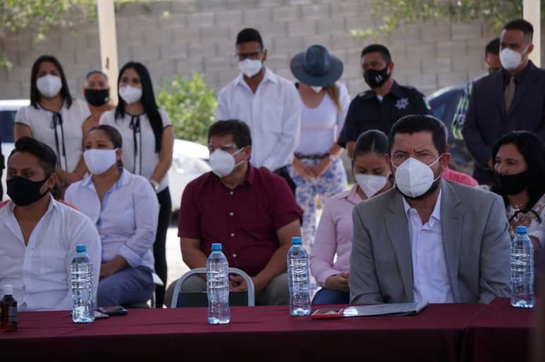 El alcalde Horacio Piña aseguró que ayer haría una investigación para que se aclare dónde está el dinero que pagan los productores de melón y sandía, por el traslado de mercancía. (EL SIGLO DE TORREÓN)