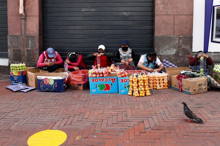 Los contagios confirmados por COVID-19 en Ecuador bordean los 100,000, según los datos oficiales revelados este viernes, que cifran en 6,030 los fallecidos por la enfermedad. (ARCHIVO)