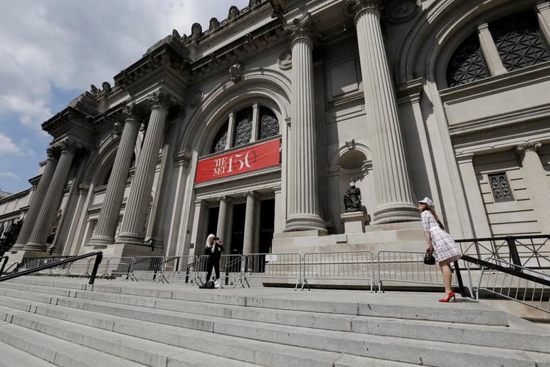 El gobernador de Nueva York, Andrew Cuomo, anunció este viernes que los museos, acuarios y otras instituciones culturales de la región podrán volver a abrir sus puertas a partir del próximo 24 de agosto. (ARCHIVO)