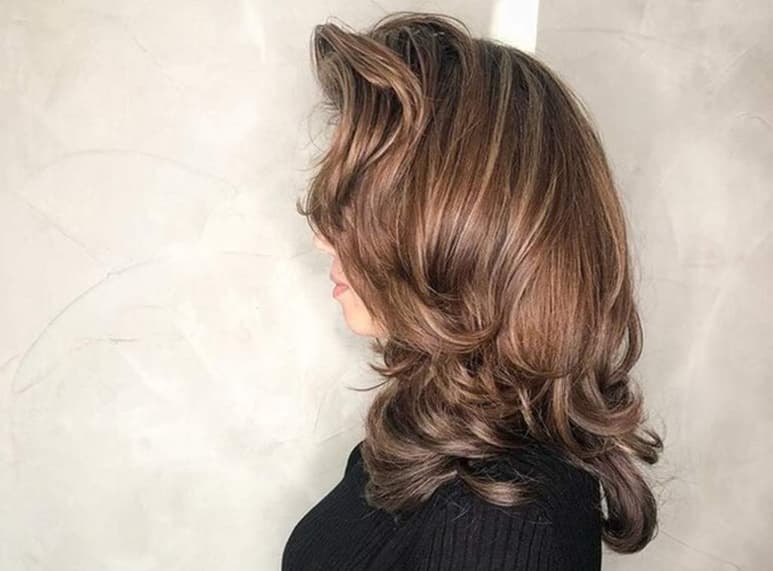 Como su nombre lo dice, esta tendencia está inspirada en los reflejos claros que tienen los bebés en el pelo. Se trata una técnica que apuesta por una apariencia fresca y natural. (ESPECIAL)