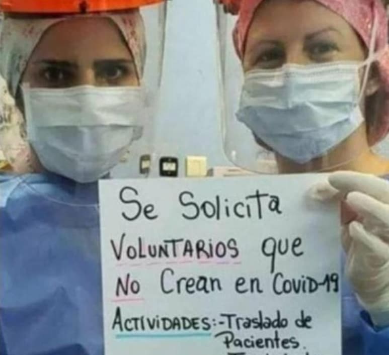 Aunque la imagen originalmente es de Argentina y se hizo viral a principios de junio, algunos internautas la relacionan con las manifestaciones, ya que la mayoría de los asistentes aseguran que el único propósito de la enfermedad es controlar a la población y disminuir masas. (INTERNET)
