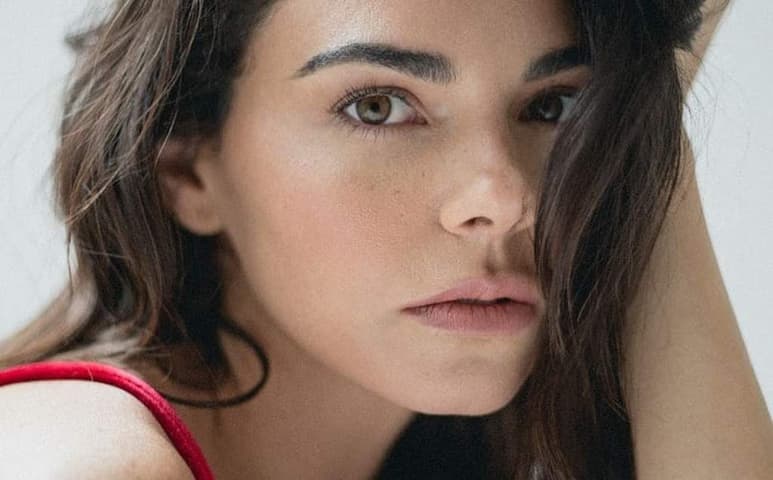 Livia Brito tendría orden de aprehensión por agresión a fotógrafo. (ESPECIAL)