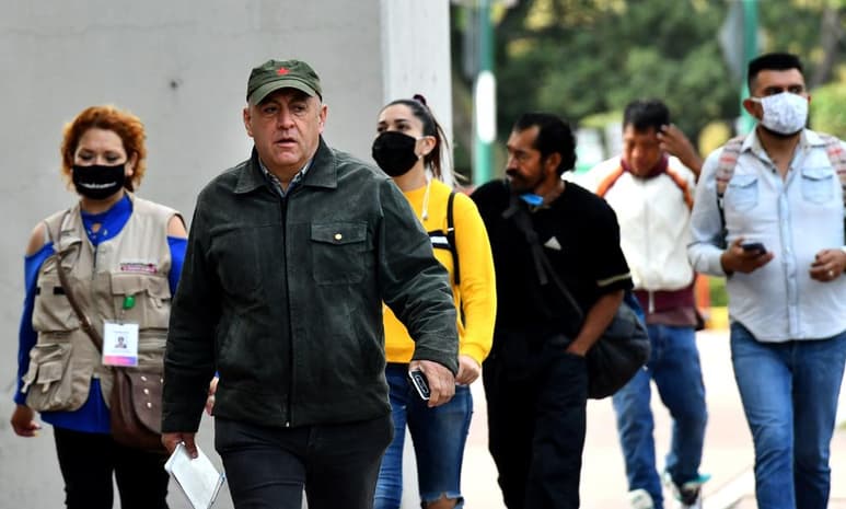 'Sabemos que menos del 10 % de la población mundial tiene evidencias de anticuerpos contra el SARS-CoV-2', dijo la responsable de la célula creada en la OMS para luchar contra la pandemia. (ARCHIVO)