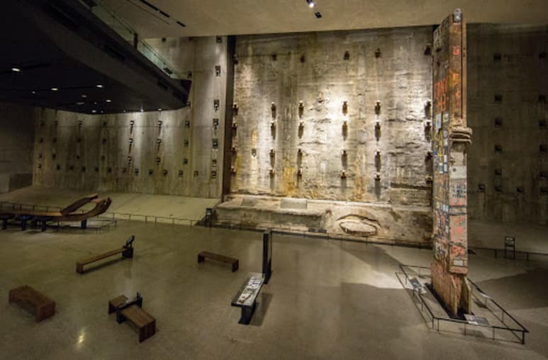 El museo en Nueva York dedicado a la memoria de las víctimas de los ataques terroristas del 11 de septiembre del 2001 reabrirá en el aniversario del suceso, primero para allegados de los fallecidos y luego para el público general. (ESPECIAL)