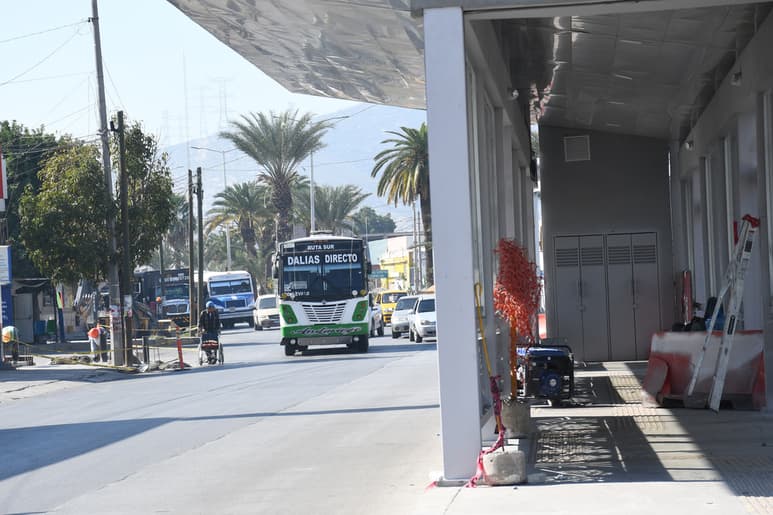 El representante de transportistas de La Laguna, José Ángel Cuéllar, indicó que debido a las restricciones por la pandemia han tenido que sacar de circulación algunas unidades de rutas urbanas. (EL SIGLO DE TORREÓN)