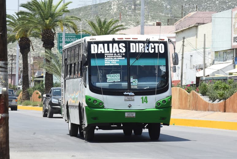 Durante esta pandemia se supervisa que las unidades del transporte público cumplan con las disposiciones sanitarias para evitar la propagación del COVID-19. (EL SIGLO DE TORREÓN)
