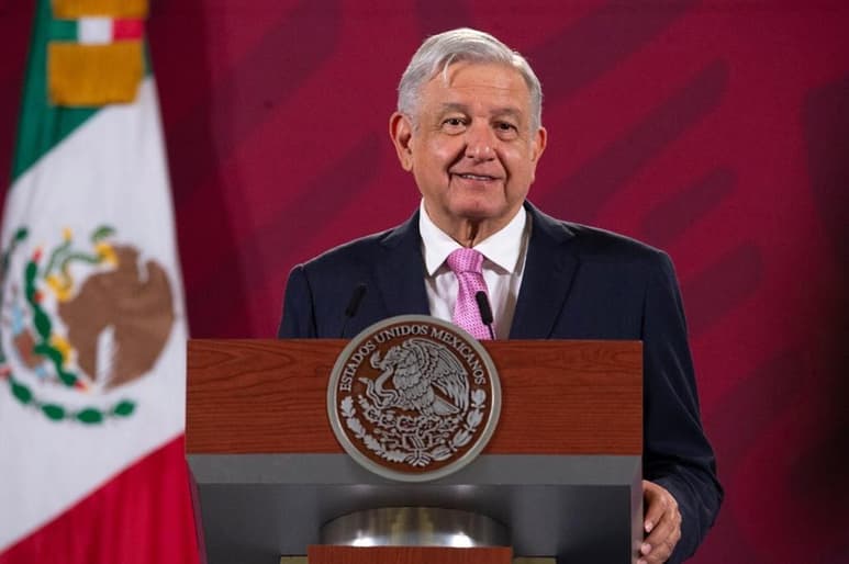 Durante la conferencia mañanera, el mandatario criticó que, a pesar del complicado momento económico derivado de la pandemia, se mantengan los altos salarios de muchos atletas.
(EL UNIVERSAL)