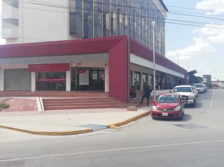 Las autoridades no lograron ubicar la unidad en la que viajaban los presuntos delincuentes.(EL SIGLO DE TORREÓN)