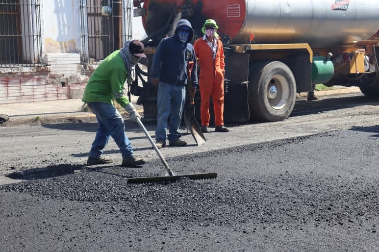 Los trabajos de recarpeteo avanzan conforme a lo programado. (EL SIGLO DE TORREÓN)