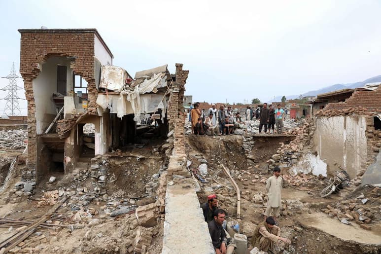 Las fuertes lluvias, agravadas por aludes de tierra, amenazan frecuentemente las zonas remotas de Afganistán, donde la infraestructura es deficiente. (EFE)