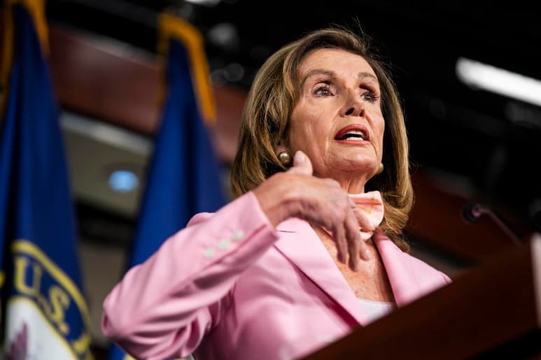 La presidenta de la Cámara Baja de EUA, Nancy Pelosi, opinó este jueves que no debería haber debates entre los candidatos presidenciales, de cara a los comicios de noviembre. (ARCHIVO)