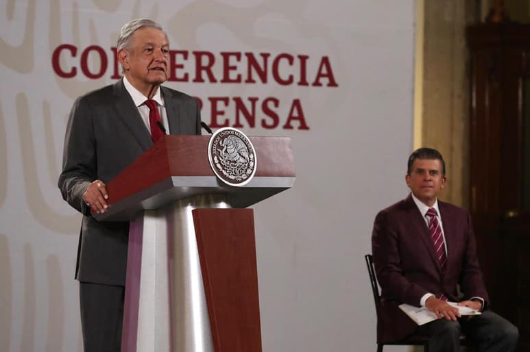 El titular del Ejecutivo federal señaló que en la atención de la emergencia sanitaria del COVID-19 no han faltado camas ni ventiladores para atender enfermos. (EL UNIVERSAL)