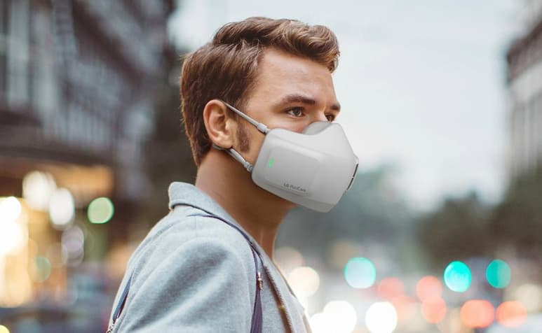 La compañía surcoreana ha dado a conocer un purificador de aire portátil que se usa en la cara como si se tratara de una mascarilla común.