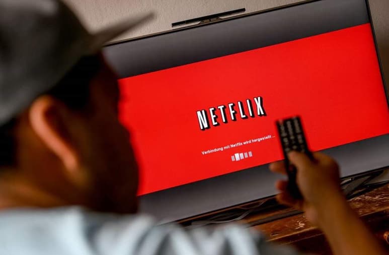 Con la competencia en aumento parece que Netflix está buscando opciones para atraer usuarios y brindará parte de su contenido de manera gratuita. (ESPECIAL)