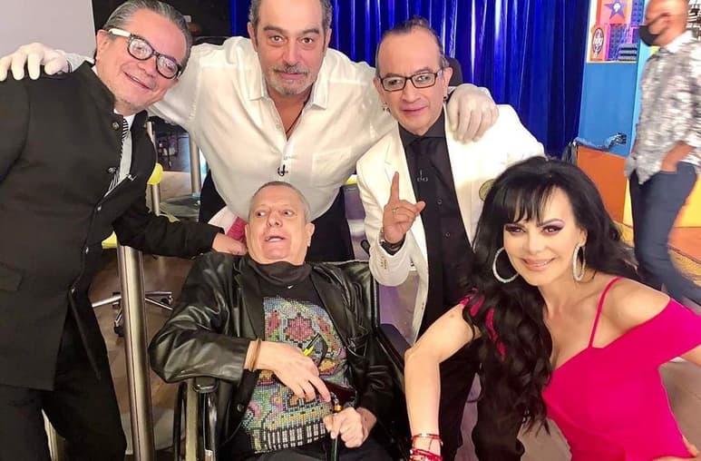 El lunes, el actor César Bono acudió como invitado especial al programa Hoy, donde recibió un homenaje por sus 50 años de trayectoria artística. (INSTAGRAM)