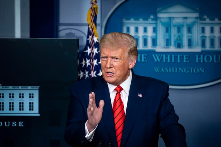 El presidente de Estados Unidos, Donald Trump, insultó al alcalde de Kenosha, el demócrata John Antaramian, antes de trasladarse este martes a esta localidad del estado de Wisconsin. (ARCHIVO)