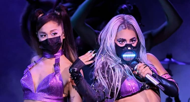 La presentación de Lady Gaga fue de las más esperadas de la noche y durante sus canciones '911', 'Rain on Me' y 'Stupid Love', la cantante no dejó de lucir un cubrebocas que hacía juego con los outfits y los escenarios que la acompañaron. (YouTube)