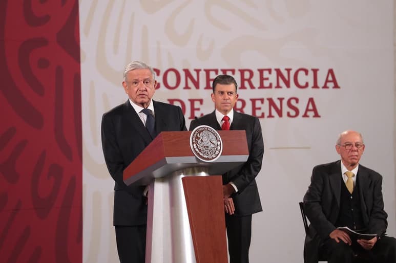 'No quiero hablar del tema, guardo silencio, quiero ser dueño de mi silencio por el bien del país', advirtió en su conferencia de prensa en Palacio Nacional. (EL UNIVERSAL)