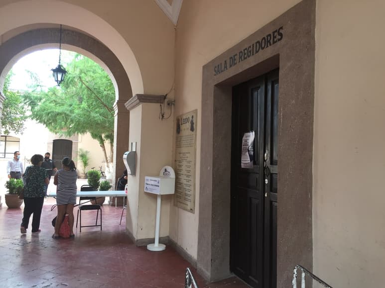 Se determinó que la Sala de Regidores en Lerdo permanecerá cerrada durante 15 días para evitar más contagios.