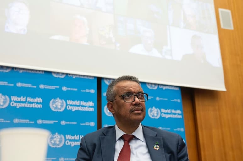 Tedros ha recordado que la salud 'no es un artículo de lujo' para quienes pueden pagarla. (ARCHIVO) 
