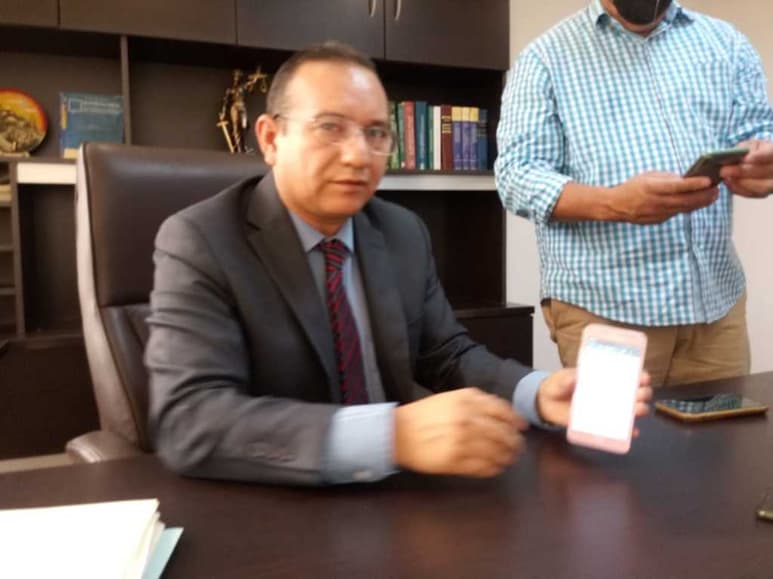 Ayer el extesorero interpuso la denuncia ante la FGEC en contra de Beto Piña, para que se proceda conforme a la ley. (EL SIGLO DE TORREÓN)