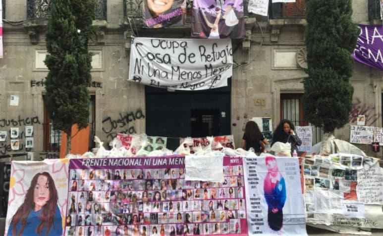 Alrededor de las 11:30 horas las manifestantes fueron trasladadas a la Secretaría de Gobernación (Segob) en vehículos de la Fiscalía General de Justicia de la Ciudad de México.
(ARCHIVO)