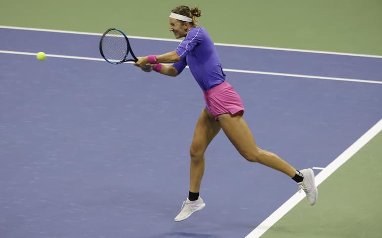 La bielorrusa Victoria Azarenka, que este miércoles pasó a semifinales del Abierto de Estados Unidos, se mostró satisfecha por su contundente victoria ante la belga Elise Mertens. (ARCHIVO)