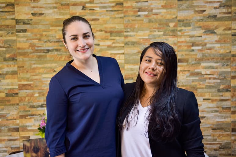 Sandra Mendoza y Valeria Maldonado. Erick Sotomayor Fotografía.