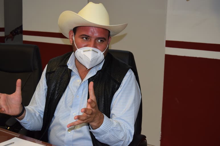 El alcalde de Francisco I. Madero dijo que con el recorte que se espera del presupuesto federal habrá recortes en nómina, gasto corriente y en obra. (EL SIGLO DE TORREÓN)