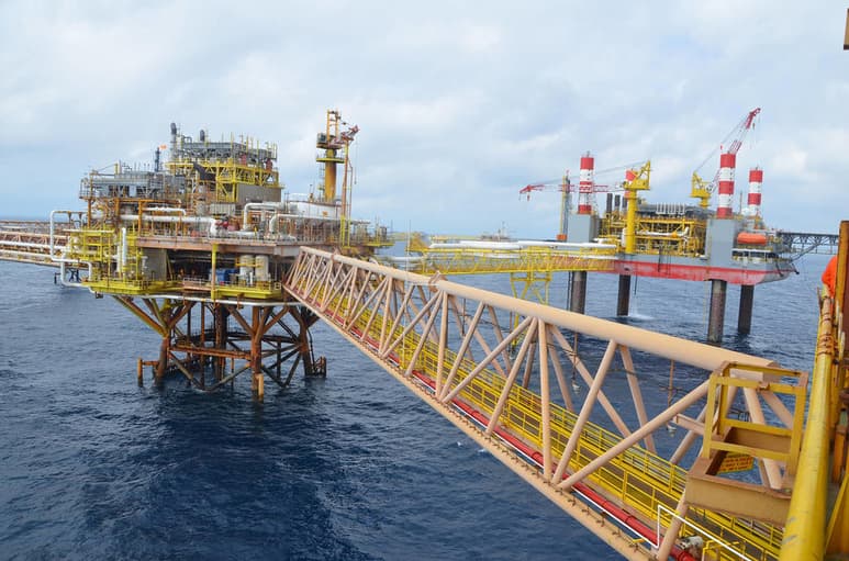 De acuerdo con el Proyecto de Presupuesto Programático de Pemex Exploración y Producción (PEP) de 2021, los recortes afectarán a Cantarell. (ARCHIVO)