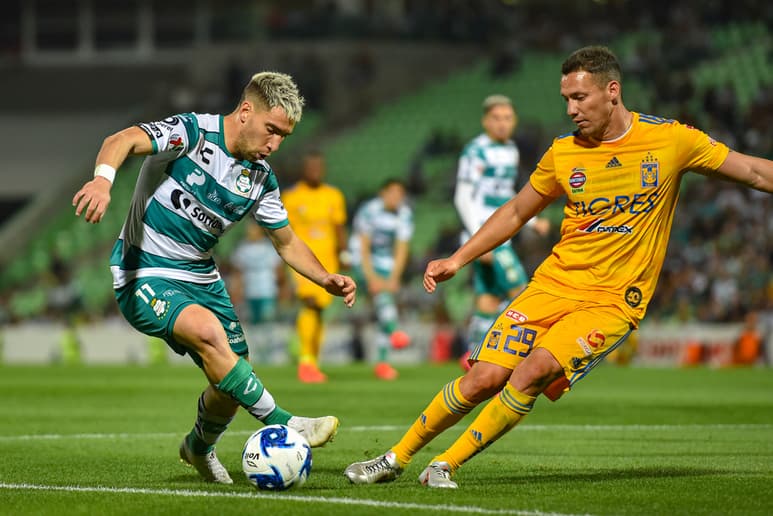 Santos Laguna tendrá una complicada prueba hoy por la noche cuando se enfrente en el 'Volcán' Universitario a los Tigres de la UANL, en acción de la décima jornada. (ARCHIVO)