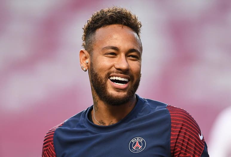 Ellos se recuperaron tras estar entre seis jugadores del PSG que dieron positivo del virus luego de un viaje aprobado por el club a Ibiza después de la derrota de 1-0 ante Bayern Munich en la final de la Liga de Campeones el 23 de agosto. (AP)