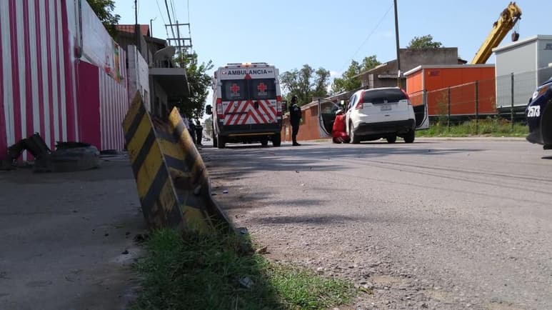 Se generó una movilización constante de cuerpos de rescate y de elementos de tránsito y vialidad tras los 8 choques registrados en Piedras Negras. (ARCHIVO)